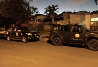 Polícia Civil prende seis pessoas e apreende um adolescente em operação contra o tráfico de drogas no oeste