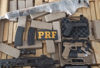 PF e PRF estouram depósito com toneladas de maconha, fuzis e pistolas em Palotina