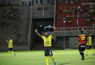De volta para casa: FC Cascavel anuncia lateral-esquerdo Wilian Simões