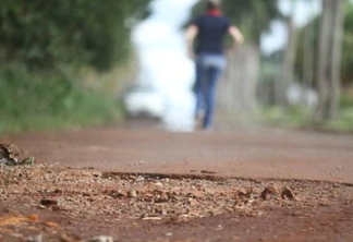 Licitações de asfalto têm picos em períodos eleitorais no Paraná