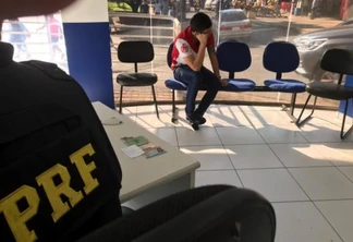 Paraguaio é preso após bater em quatro carros e uma moto na fronteira