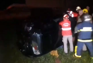 Acidente seguido de capotamento deixa uma vítima na PRC-467 em Cascavel