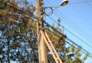 Ato de vandalismo deixa cidade sem telefonia móvel