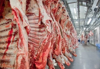 China retoma importações de carne bovina do Brasil
