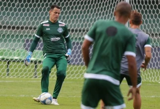 Goleiro Wilson tem o retorno aguardado para esta noite, após um mês fora - Crédito: Coritiba
