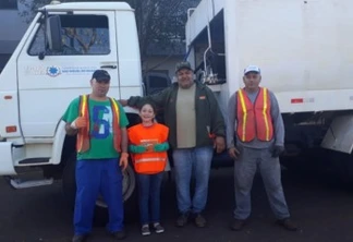 VÍDEO: Menina de oito anos realiza o sonho de trabalhar na coleta de lixo 