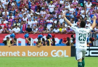 Palmeiras vence Fortaleza fora de casa e segue na cola do Flamengo