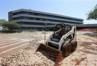 PDI: adequações das calçadas chegam ao Paço Municipal