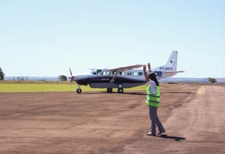 Em Guaíra, aeronave fez voo inaugural nessa terça-feira