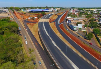 Obra do viaduto da Avenida Costa e Silva