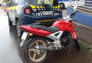 PRF recupera motocicleta furtada há 12 anos