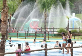 Temporada de férias no Parque Temático das Águas em Toledo segue até março