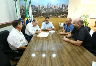 Alécio Espínola assume a Prefeitura e determina abertura do orçamento 2020
