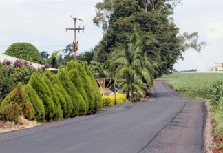 Toledo investe em obras de infraestrutura rural e garante melhor qualidade de vida no campo