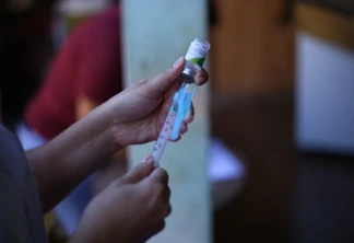 Vacinação contra gripe começa nesta segunda-feira por agendamento em Cascavel