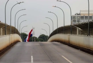 Ponte Internacional da Amizade está fechada há três meses - Foto: CHRISTIAN RIZZI