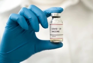 Bolsonaro edita MP que libera R$ 2 bilhão para possível vacina contra a covid-19