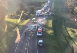 Batida entre dois caminhões na BR-277 em Céu Azul deixa cinco vítimas