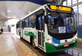 Ônibus do Transporte Coletivo Urbano circulam em Cascavel neste feriado