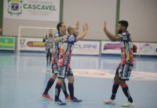 100% de aproveitamento: Cascavel goleia o Maringá pela Liga Futsal Paraná