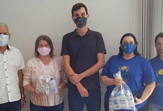 Zona eleitoral de Guaraniaçu doa kits de higiene que não foram utilizados nas eleições