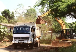 Empresa confirma que retoma obras do Lago Azul na segunda