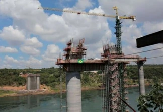 Obras da Ponte da Integração Brasil – Paraguai  -  Foto: JONATHAN CAMPOS/AEN
