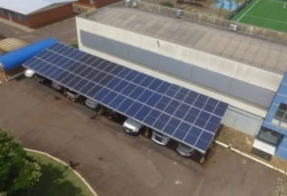 Campus Cascavel economiza mais de R$ 11 mil com projetos de painéis fotovoltaicos