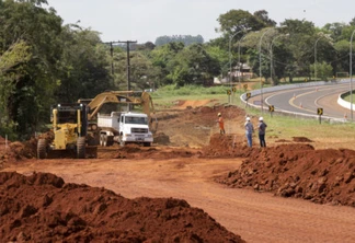 Obras de Itaipu atraem empresas de concreto