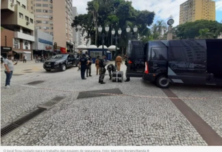 Homem simula bomba e acaba preso no Calçadão da XV em Curitiba; veja vídeos