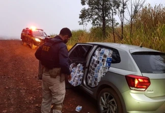 PRF apreende carga de cigarros em carro clonado