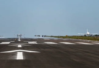 AEROPORTO FOZ DO IGUAÇU - 07-04-2021  - AEROPOR DE FOZ DO IGUAÇU / FOTO: JONATHAN CAMPOS/ AEN