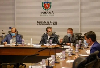 O projeto de concessão dos pátios veiculares do Departamento de Trânsito do Paraná (Detran-PR), desenvolvido pelas equipes do Detran, do Banco Regional de Desenvolvimento do Extremo Sul (BRDE), e da Superintendência Geral de Parcerias (SGPAR), vinculada à Secretaria de Desenvolvimento Sustentável e do Turismo (SEDEST), foi aprovado pelo Conselho de Parcerias (CPAR) nesta quarta-feira, 12, e iniciará a fase de consulta pública por um período mínimo de 30 dias.  -  Curitiba, 12/05/2021   -  Foto: Gilson Abreu/AEN