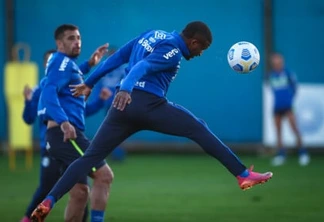 Grêmio inicia série contra o topo da tabela