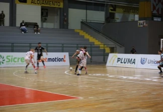Em jogo eletrizante Cascavel Futsal vence Blumenau de virada
