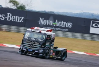Copa Truck: Mercedes-Benz domina a sexta-feira em Cascavel