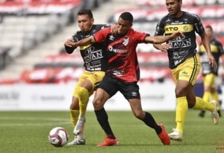 FC Cascavel pede adiamento de jogo contra o Athlético Paranaense