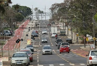 Obras na Avenida Piquiri e outras vias ampliam mobilidade na região norte