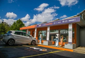 A Companhia Paranaense de Energia lançou na tarde desta segunda-feira (25/10) o programa Carsharing Copel, de compartilhamento de carros elétricos e locação de curta duração, em parceria com a Renault do Brasil.  -  Curitiba, 25/10/2021 -  Foto: Copel