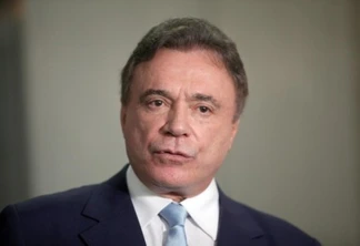 Senador Alvaro Dias defenda proposta alternativa que prevê fontes de renda que viabilizam o Auxílio Brasil sem furar o teto de gastos