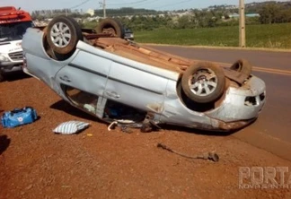 Palotina: Veículo capota em acidente na saída para Assis Chateaubriand