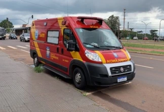 Ciclista é atingindo por motociclista na Avenida Brasil em Cascavel