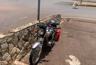 Motociclista fica ferida após colisão no Trevo da Petrocon