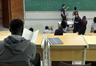 UnB foi a primeira universidade federal a adotar sistema de cotas raciais


UnB reserva vagas para negros desde o vestibular de 2004


Percentual de negros com diploma cresceu quase quatro vezes desde 2000, segundo IBGE