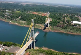 Ponte Brasil - Paraguai 78%  - Foz do Iguaçu, 24/02/2022