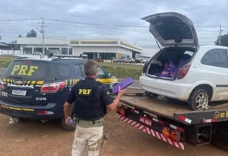 Após fuga, PRF prende homem com 350 quilos de maconha num celta