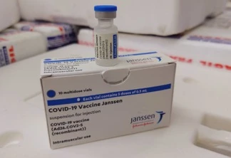 Paraná recebe mais 32.300 vacinas para reforço contra a Covid-19