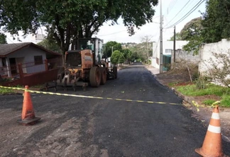 Foz: Vias do Campos do Iguaçu recebem pavimentação asfáltica