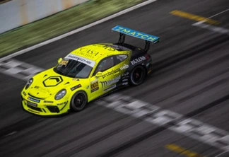 Porsche Cup: Junior Dinardi segue celebrando estreia no pódio