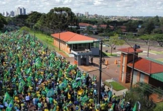 Cascavelenses protestam contra o resultado das urnas